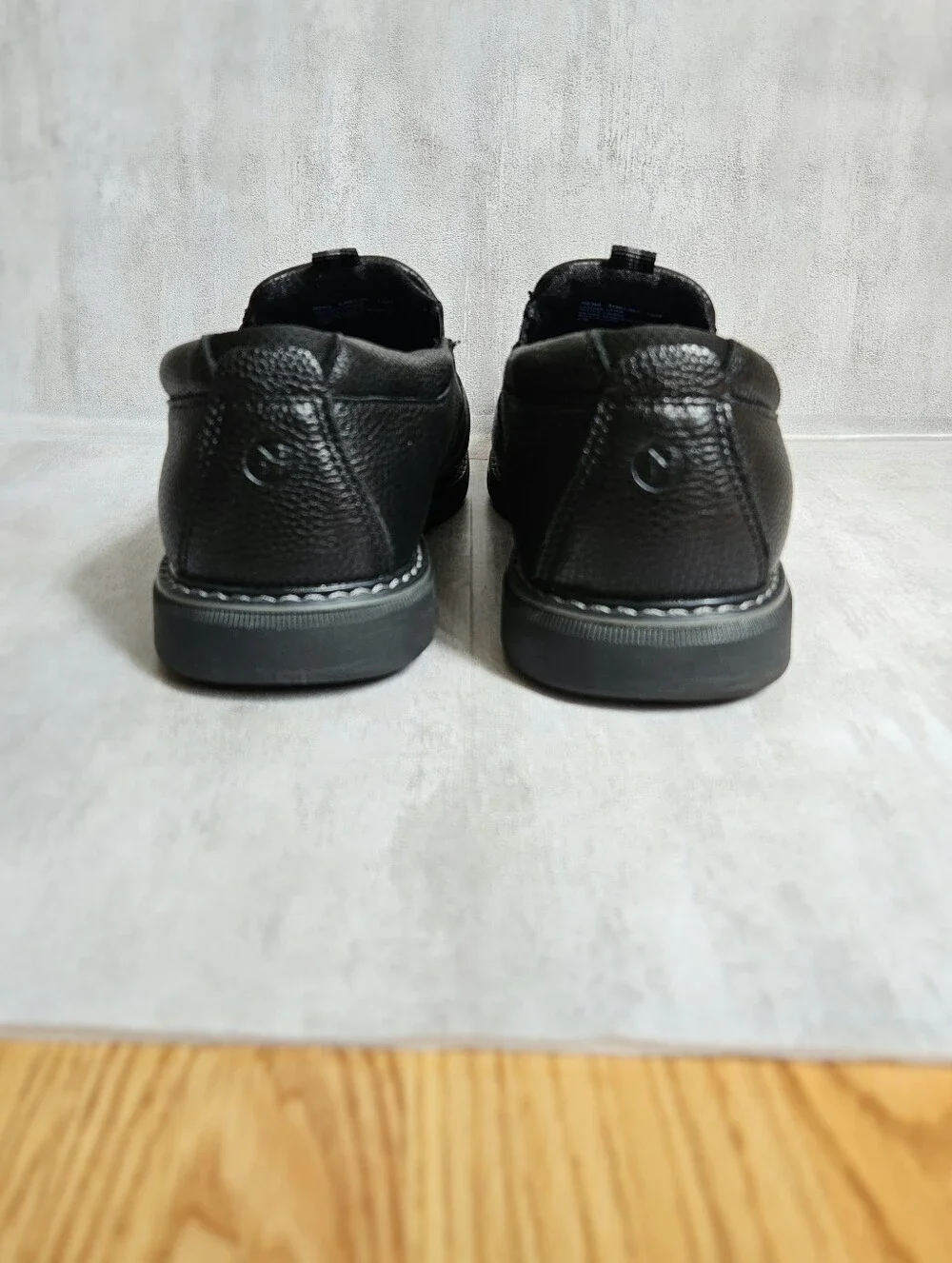 Nunn Bush Men's Memory Foam Slip-On Loafers Black Leather Shoes Size 10W NWOB